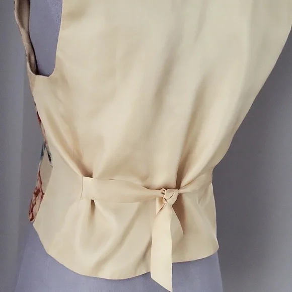 Vintage Liz Claiborne Wildlife Scene Silk Button Front Vest - Picture 6 of 9